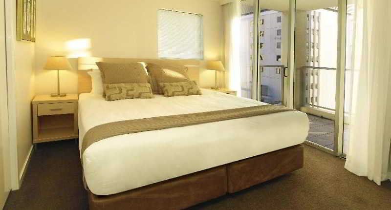Oaks Lexicon Brisbane