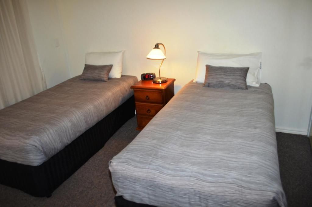 Redland Bay Motel