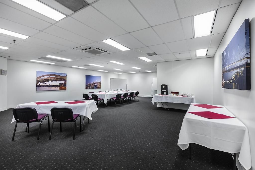 George Brisbane, Independent Collection By Evt Hotel Brisbane