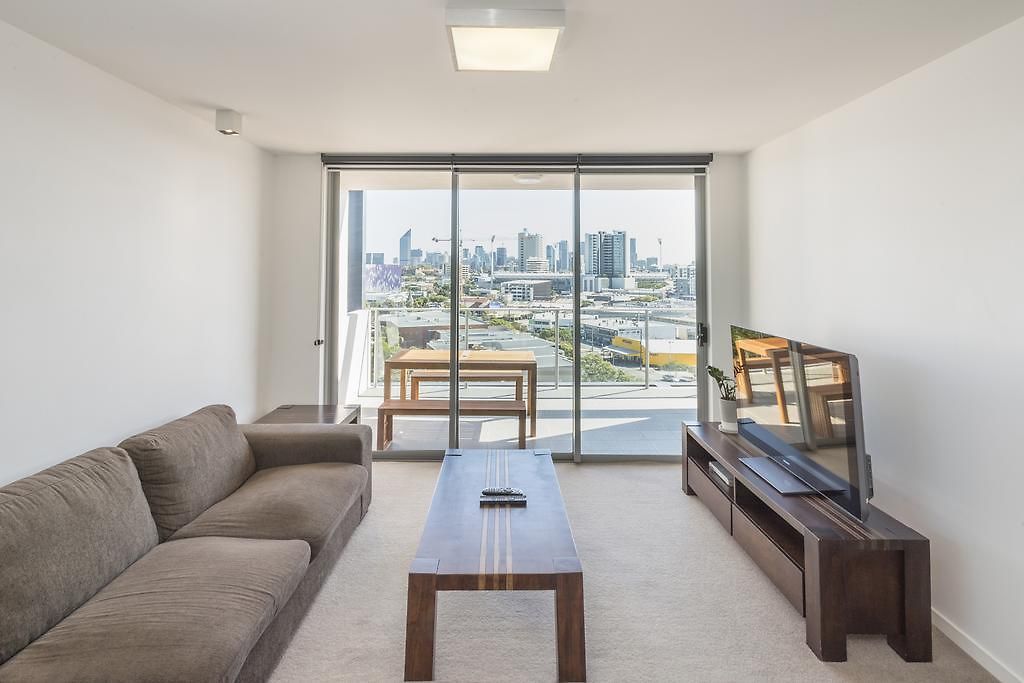 Eastwood 5*