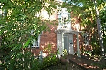 Edward New Fam Bed & Breakfast 4*