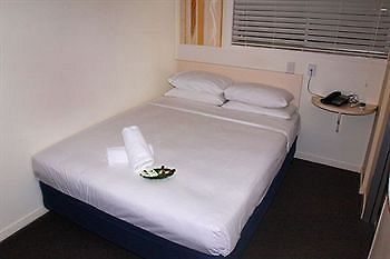 Snooze 3*