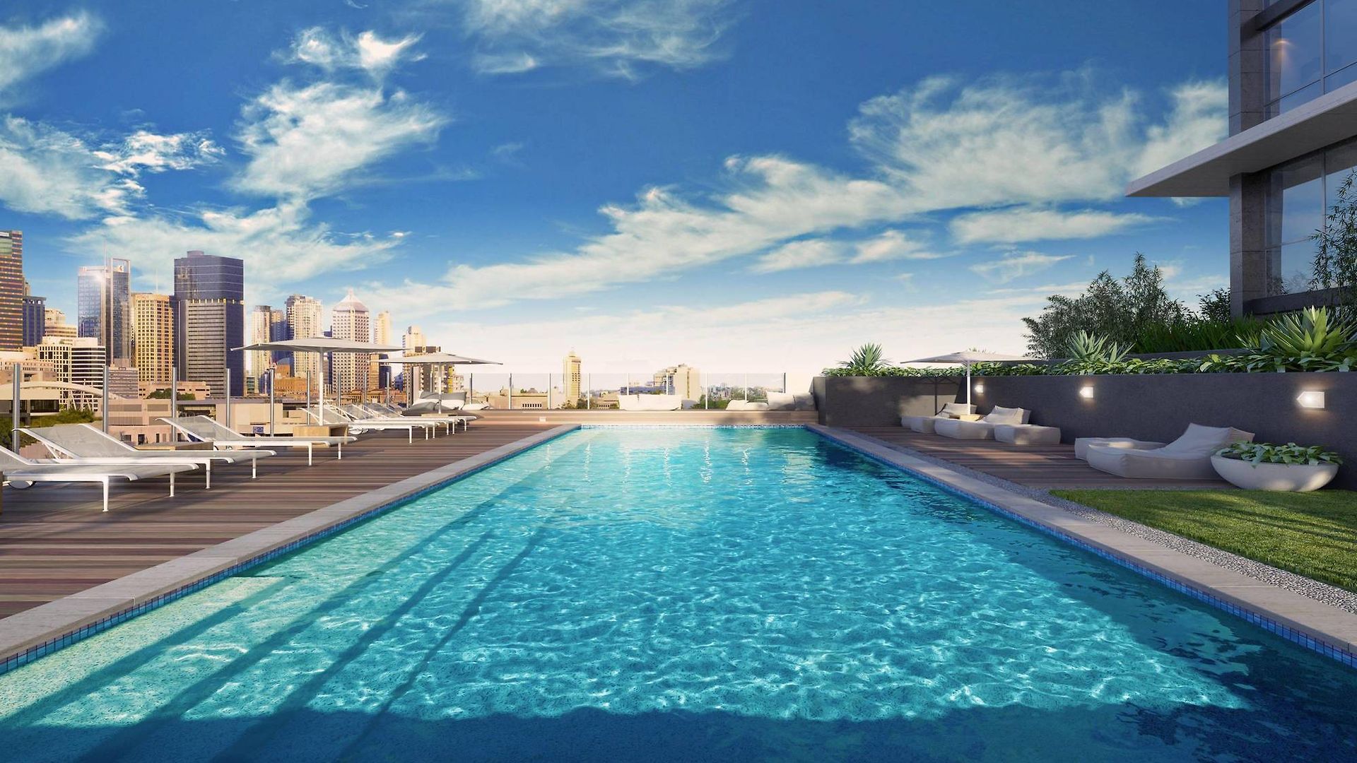 The Milton Aparthotel 4*
