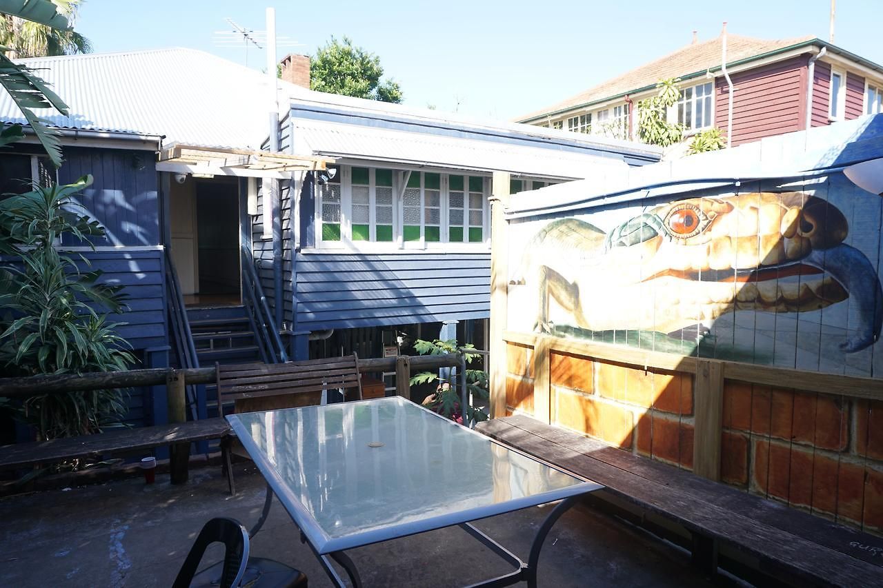 Bluetongue Backpackers Hostel Brisbane
