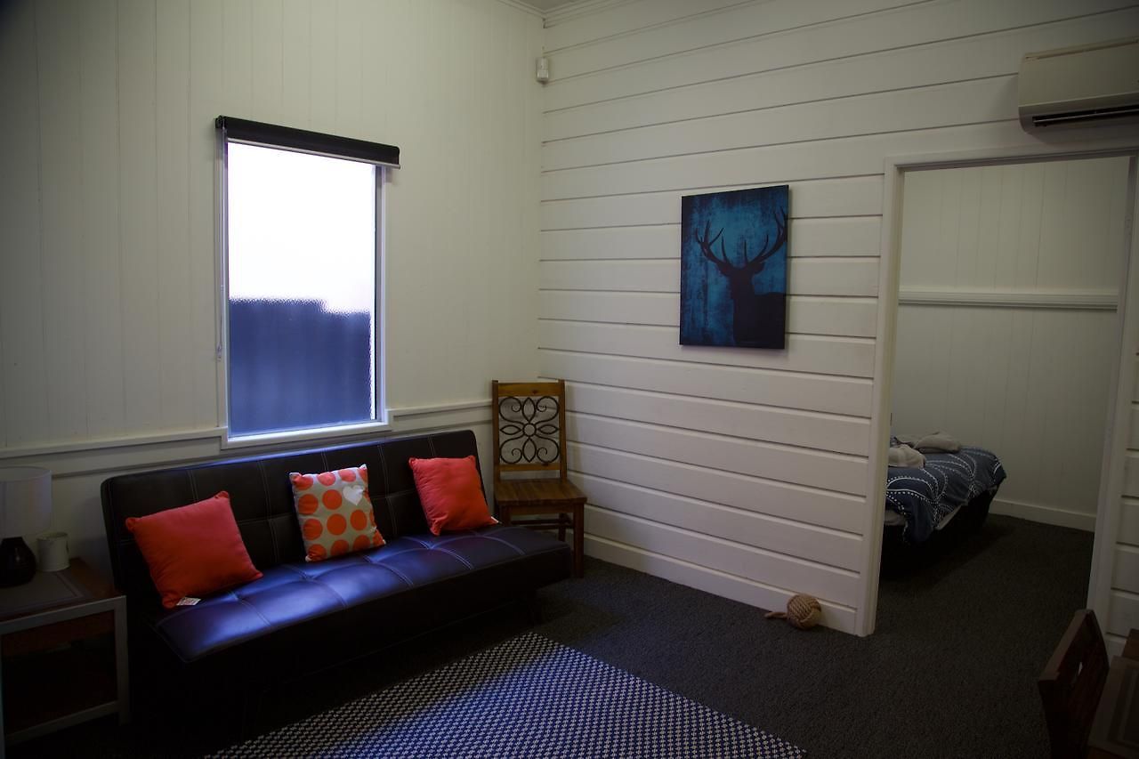 Bluetongue Backpackers Hostel *