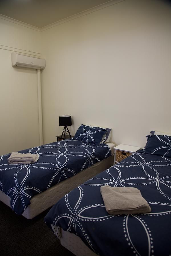 Bluetongue Backpackers Hostel *