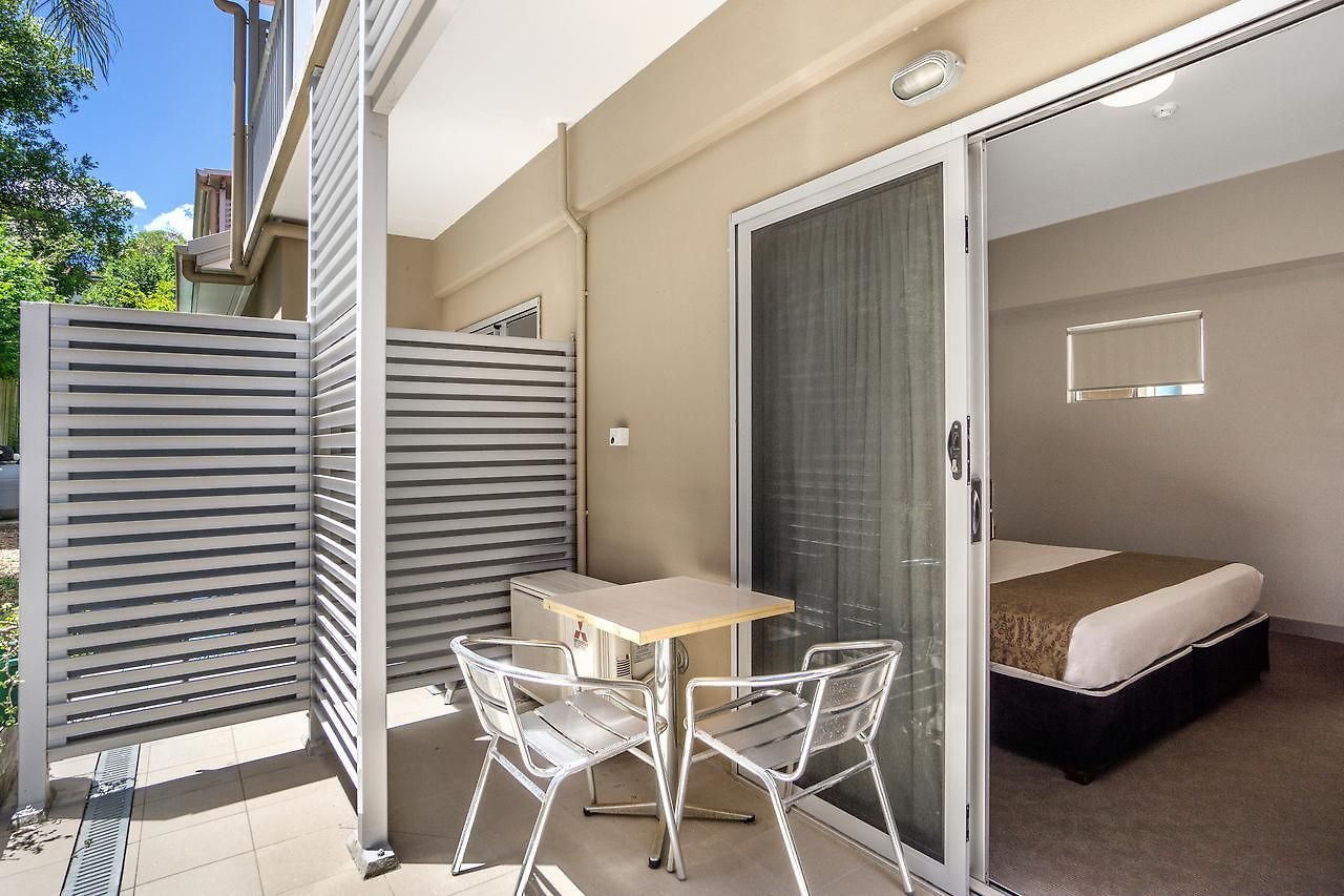 Toowong & Aparthotel
