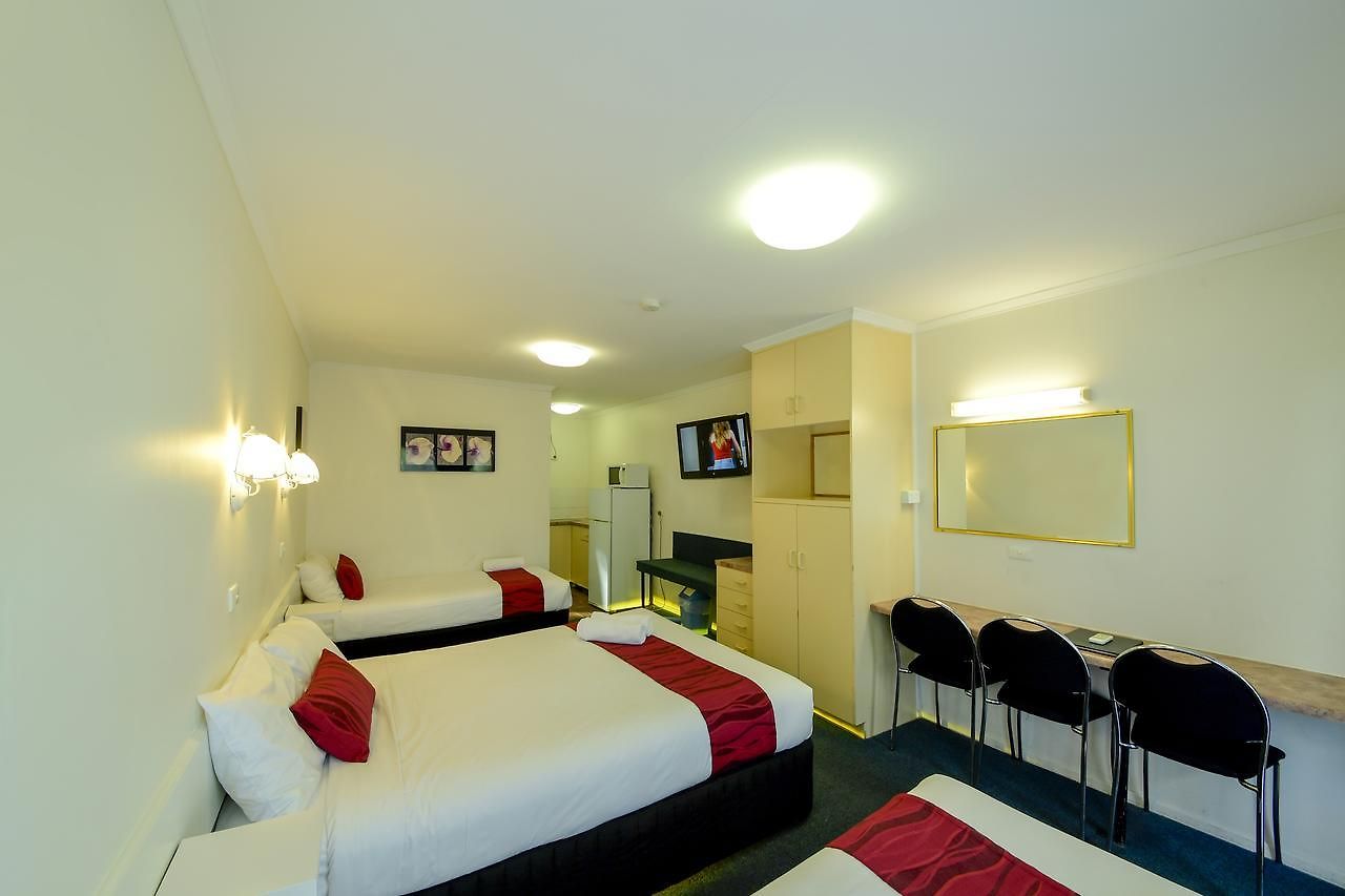 Aspley Motor Motel 4*