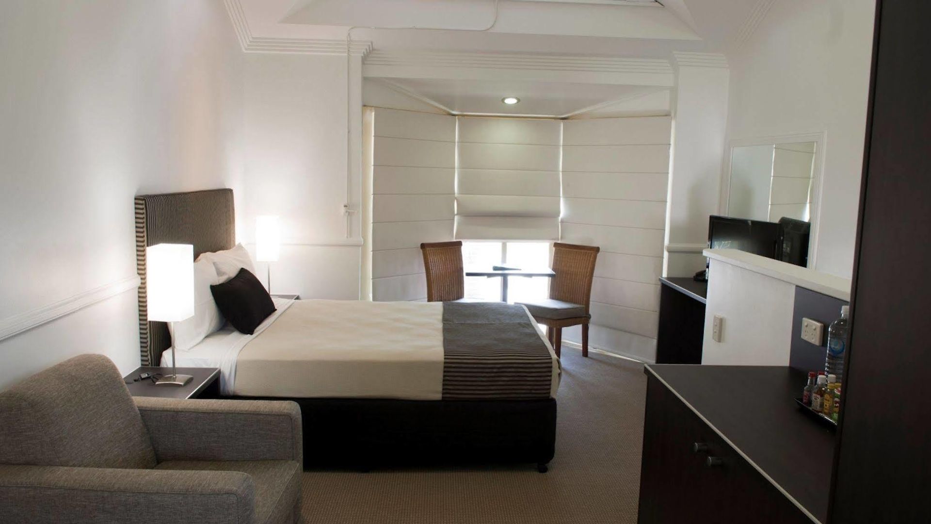 Inn Comfort & Northgate Airport 4*