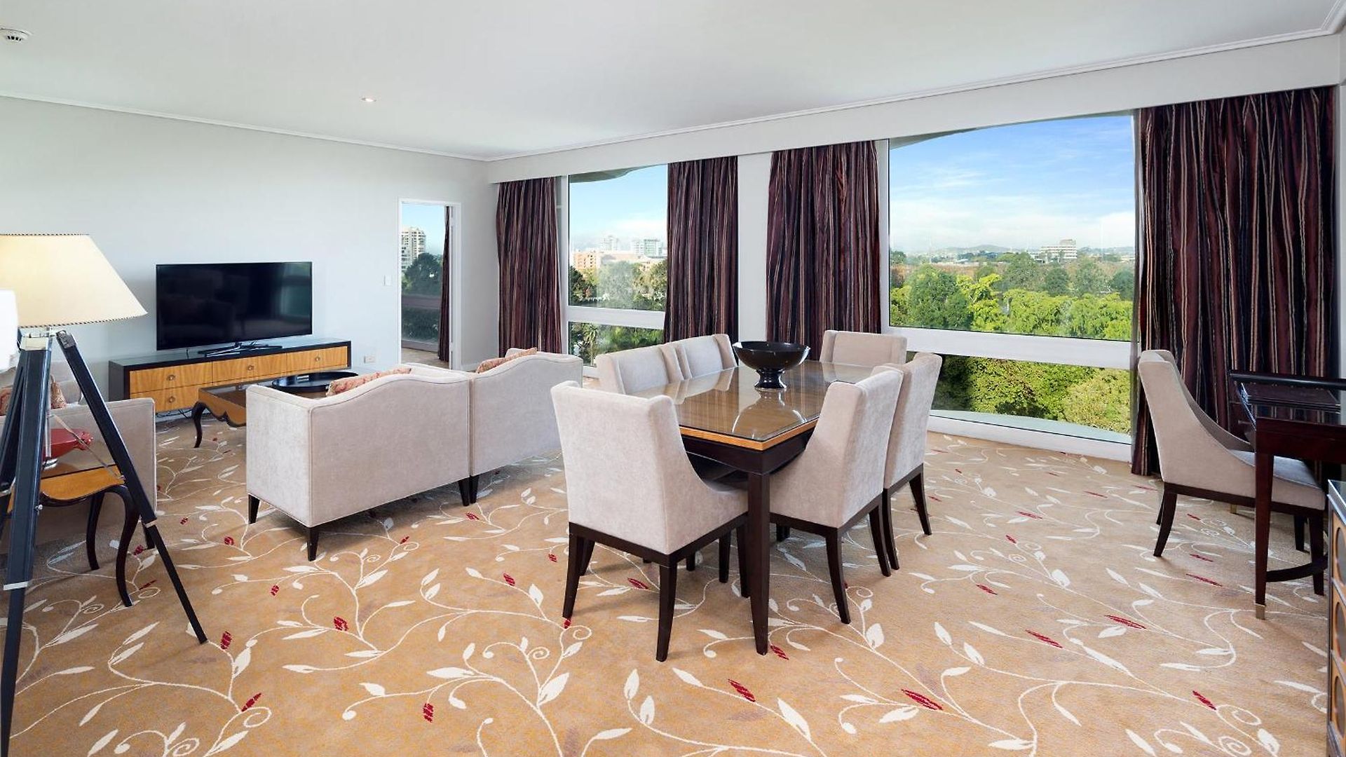 Hotel Royal On The Park 5*