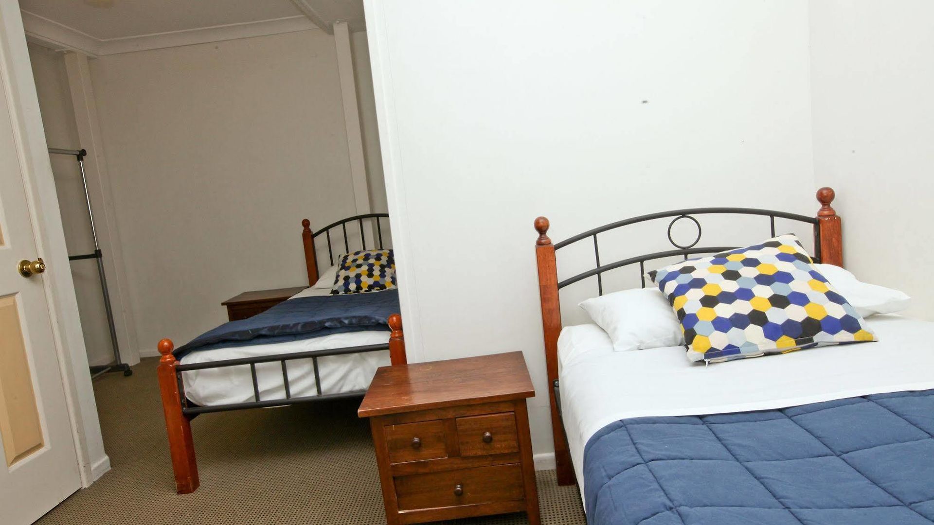 Bowen Terrace Motel 3*