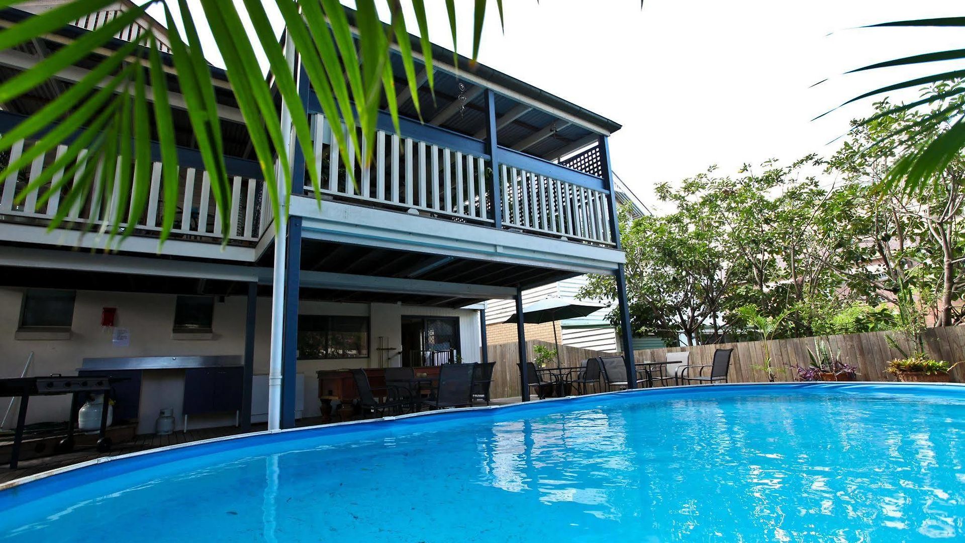 Bowen Terrace Motel 3*