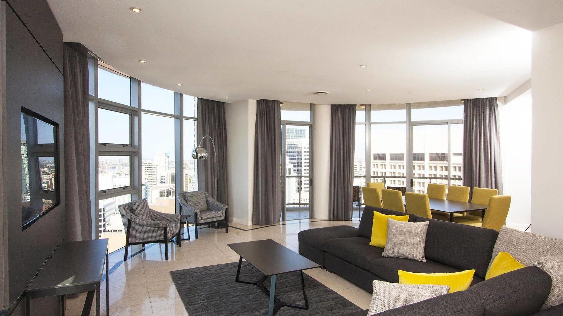 Mantra On Edward Aparthotel