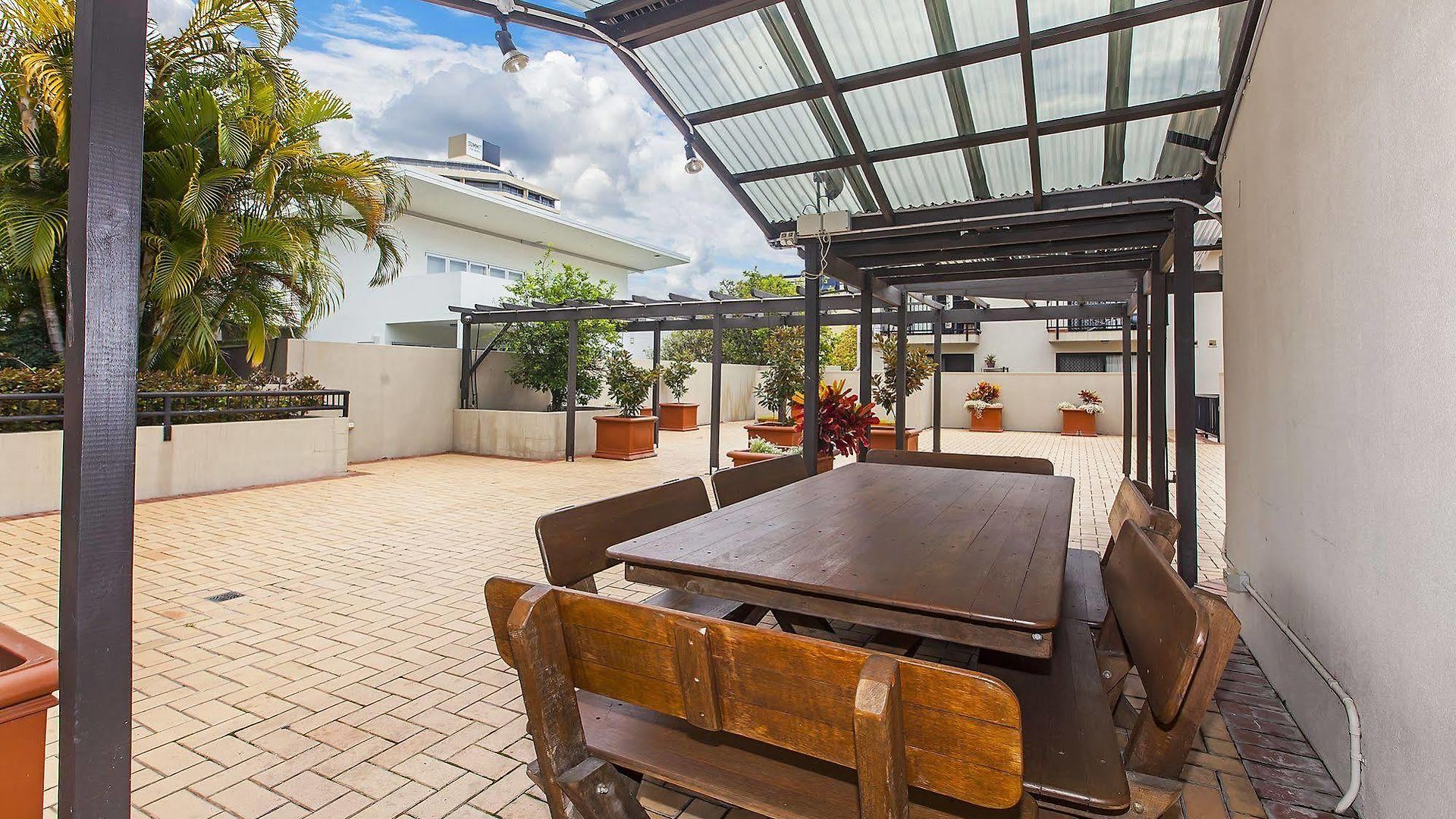 Aparthotel Spring Hill 4*
