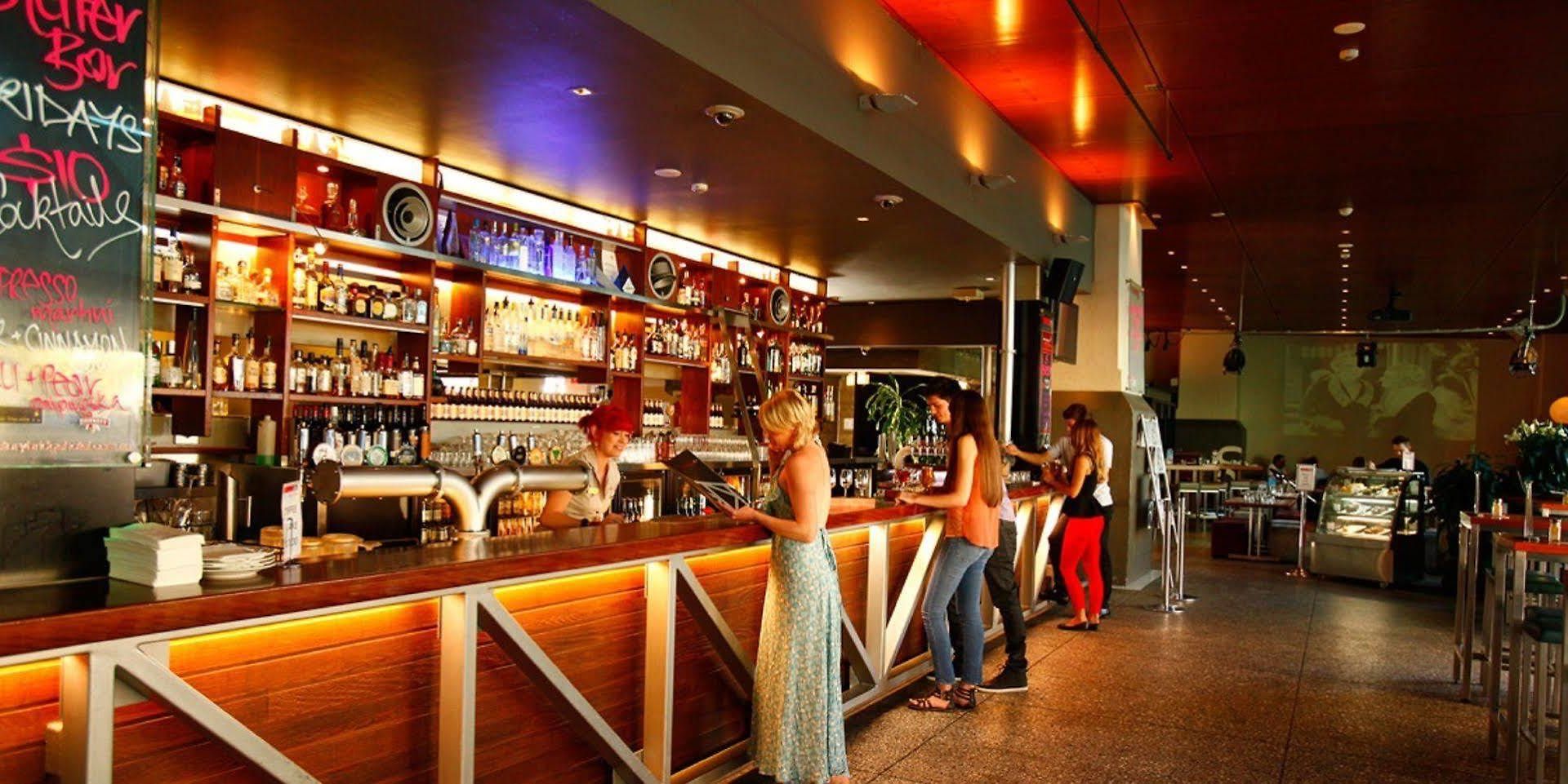 Quest On Story Bridge Aparthotel Brisbane