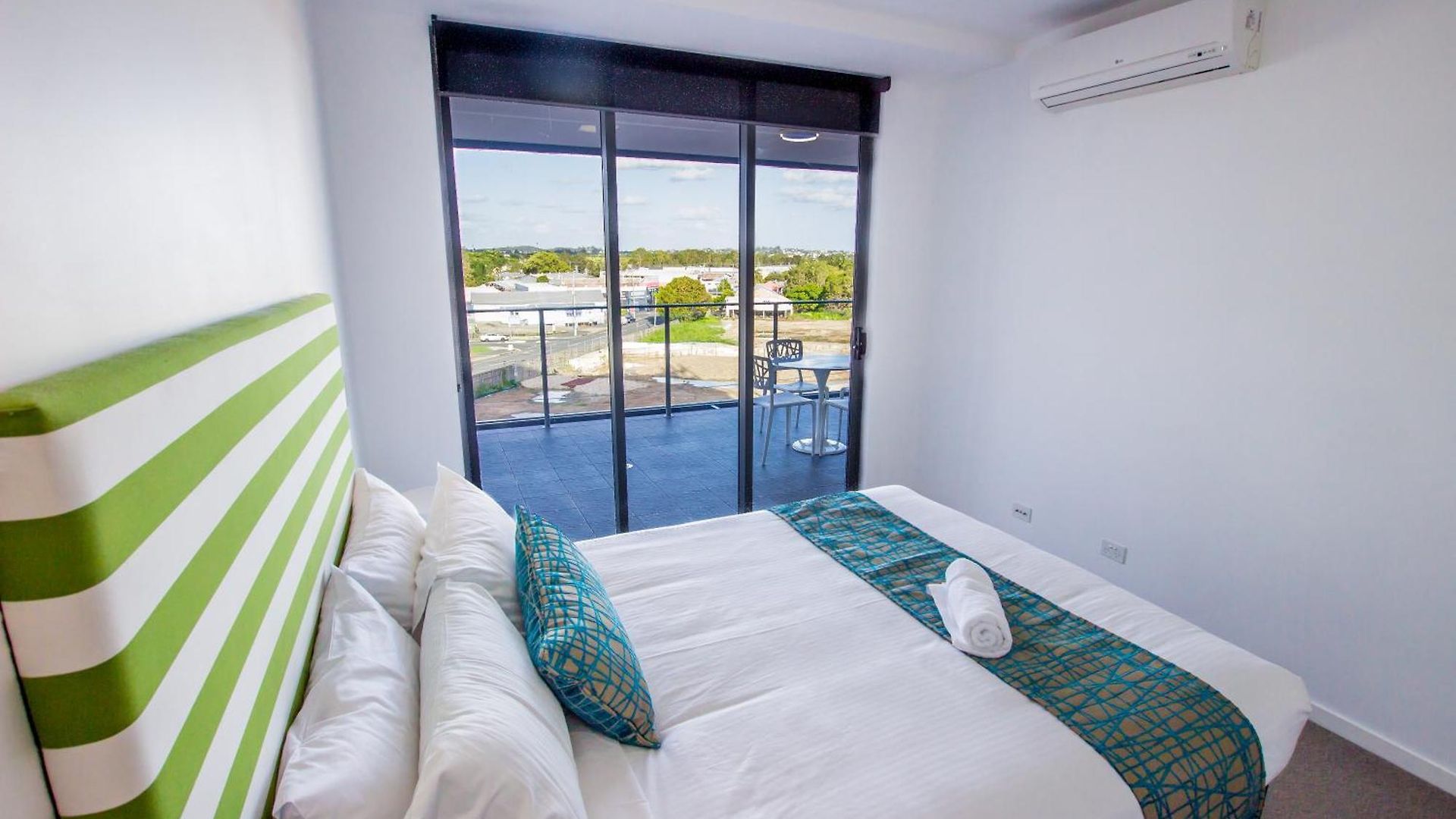 Eastwood Aparthotel 5*