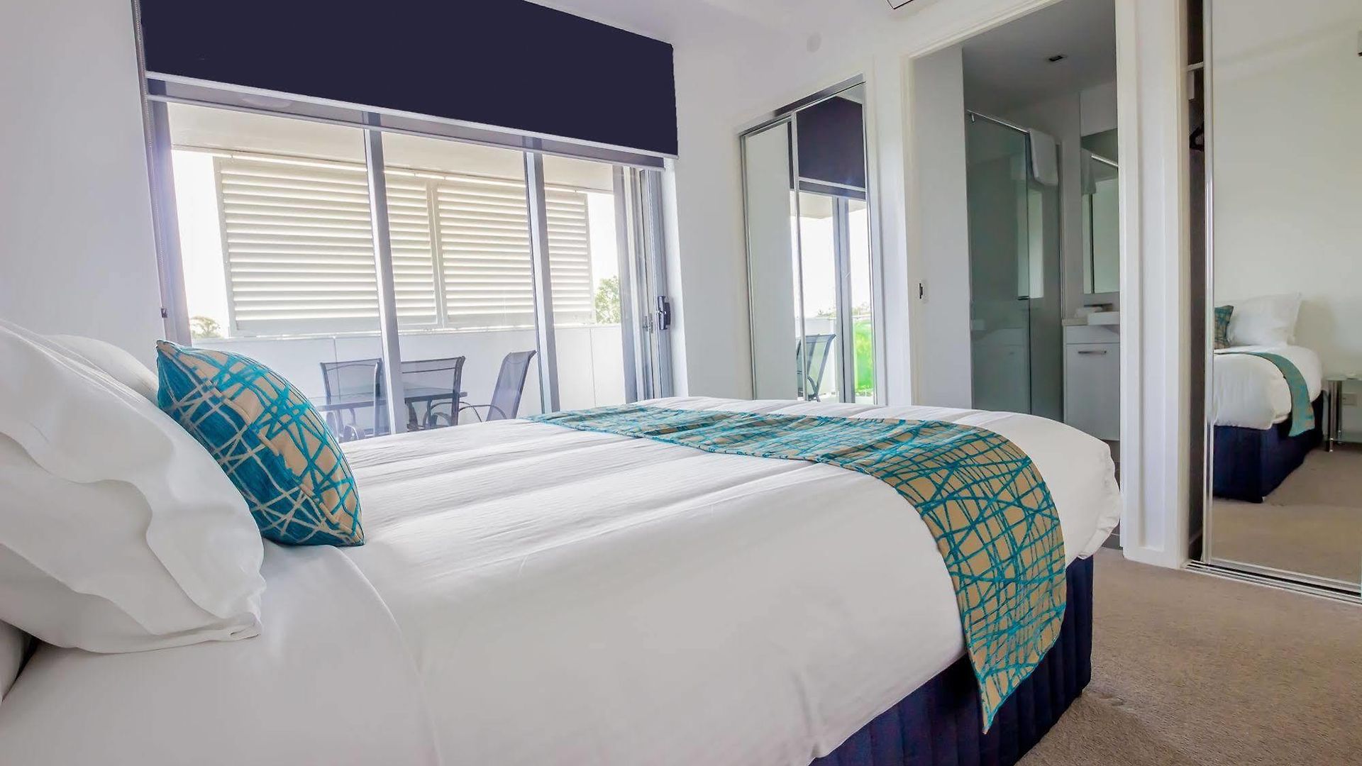 Eastwood Aparthotel 5*