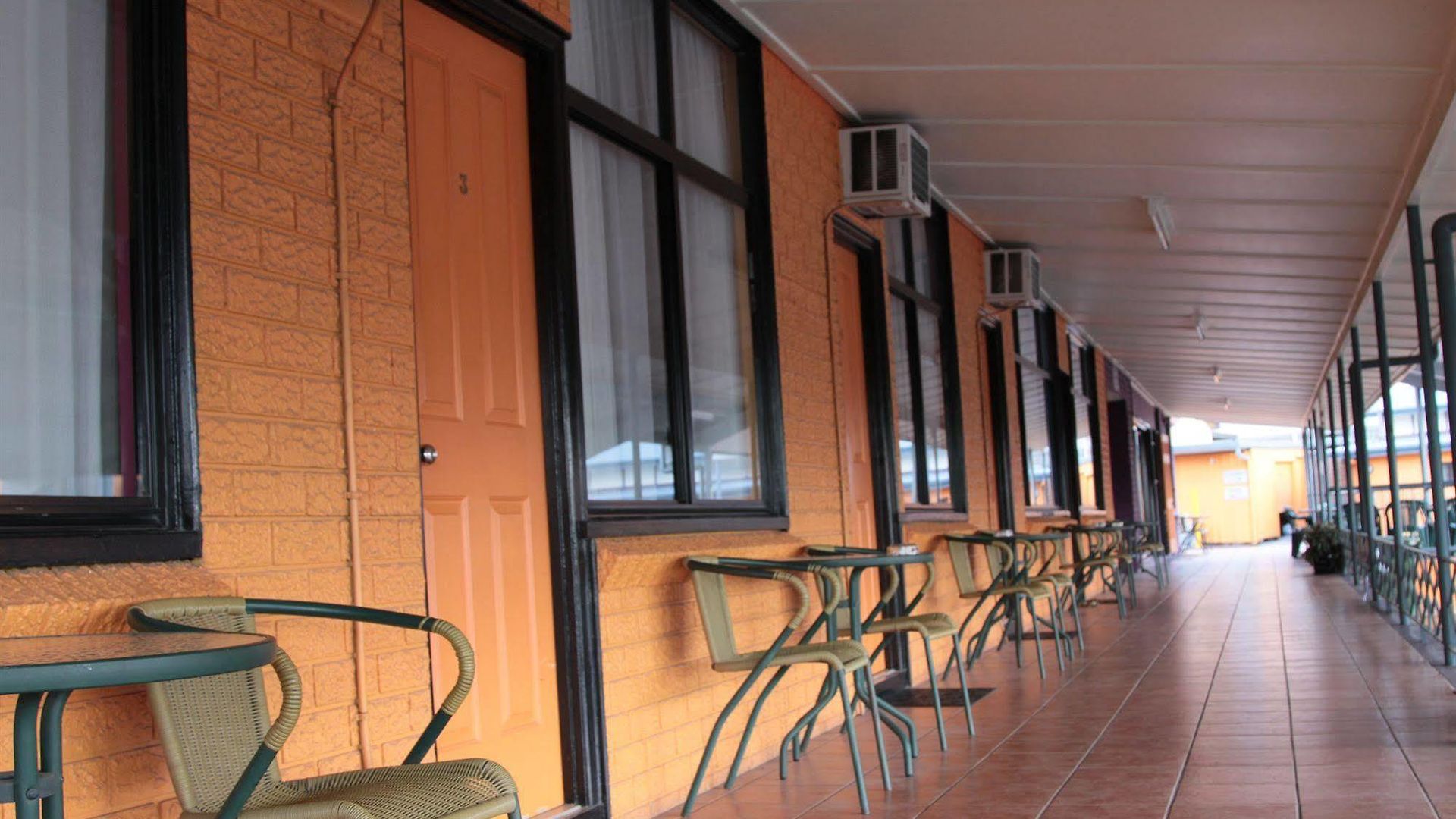 Darra & Conference Centre 4*