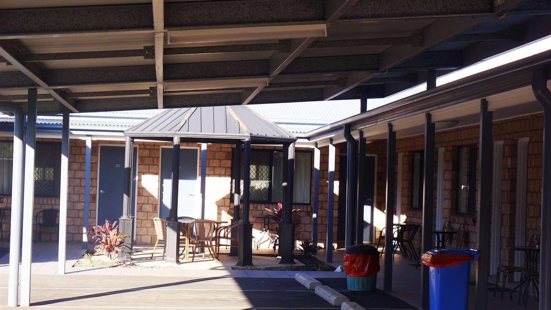 Darra & Conference Centre Motel 4*