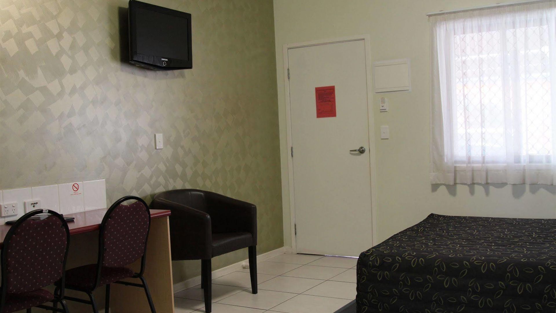 Darra & Conference Centre Motel 4*