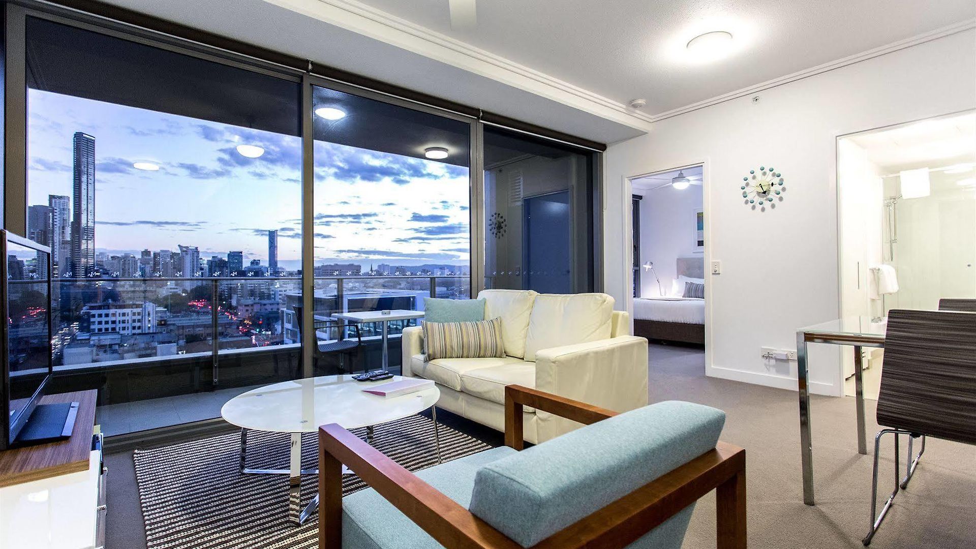 Aparthotel M&a