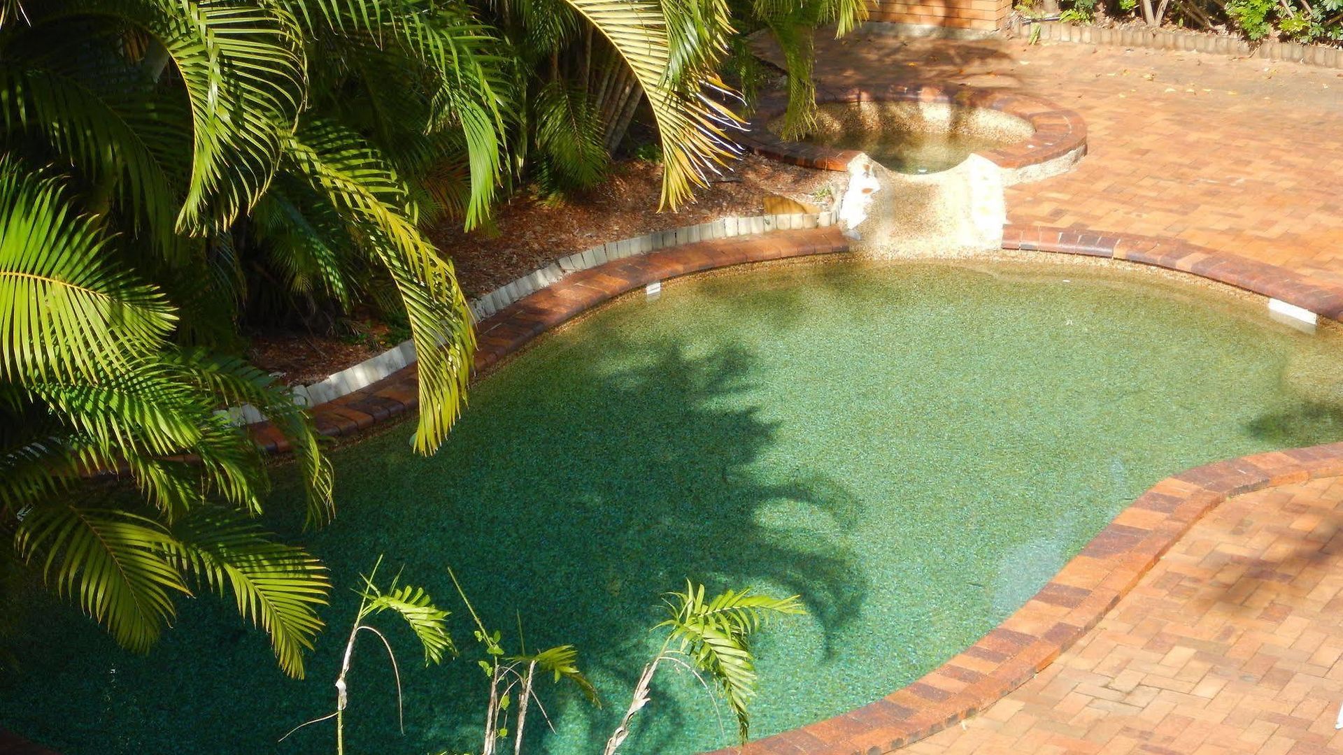 Mt Ommaney Aparthotel