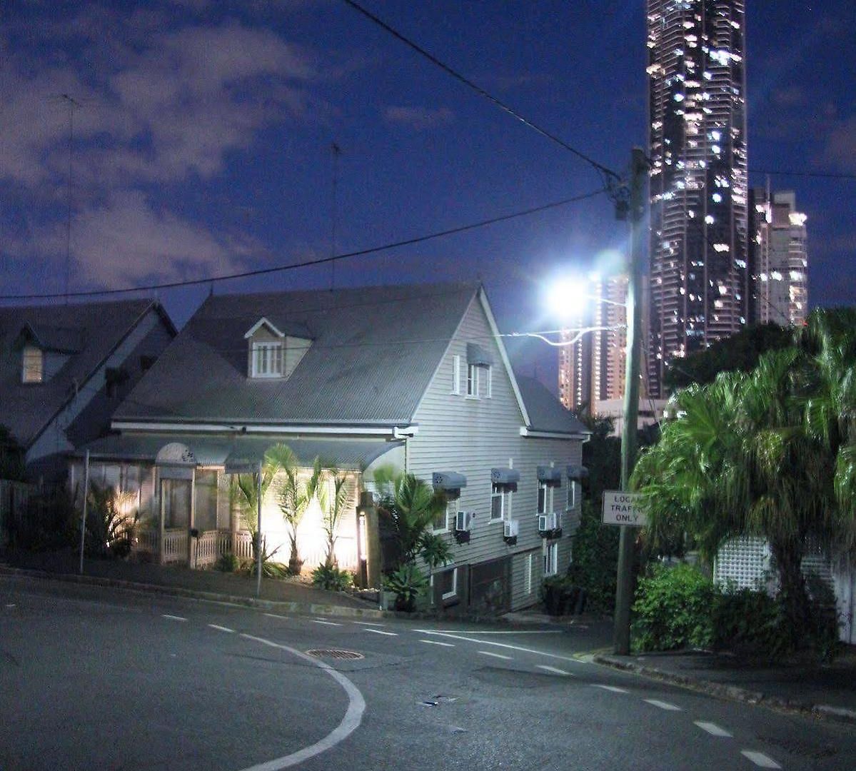 One Thornbury 4* Brisbane