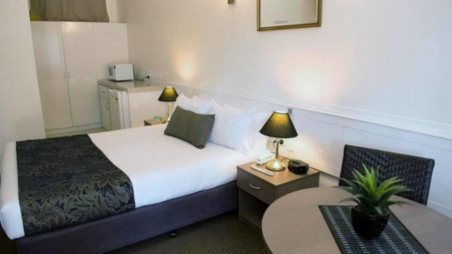 Garden Motor Motel 3*