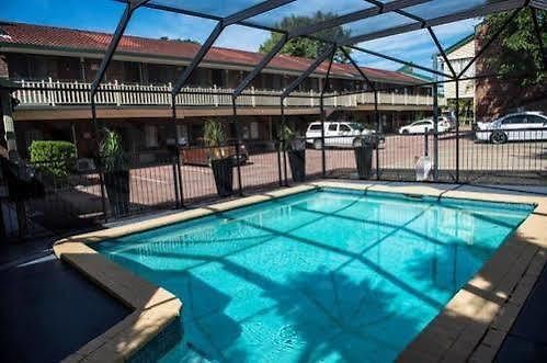Garden Motor 3* Brisbane