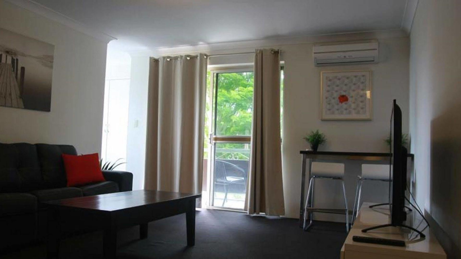 Ascot Budget & Residences 4*