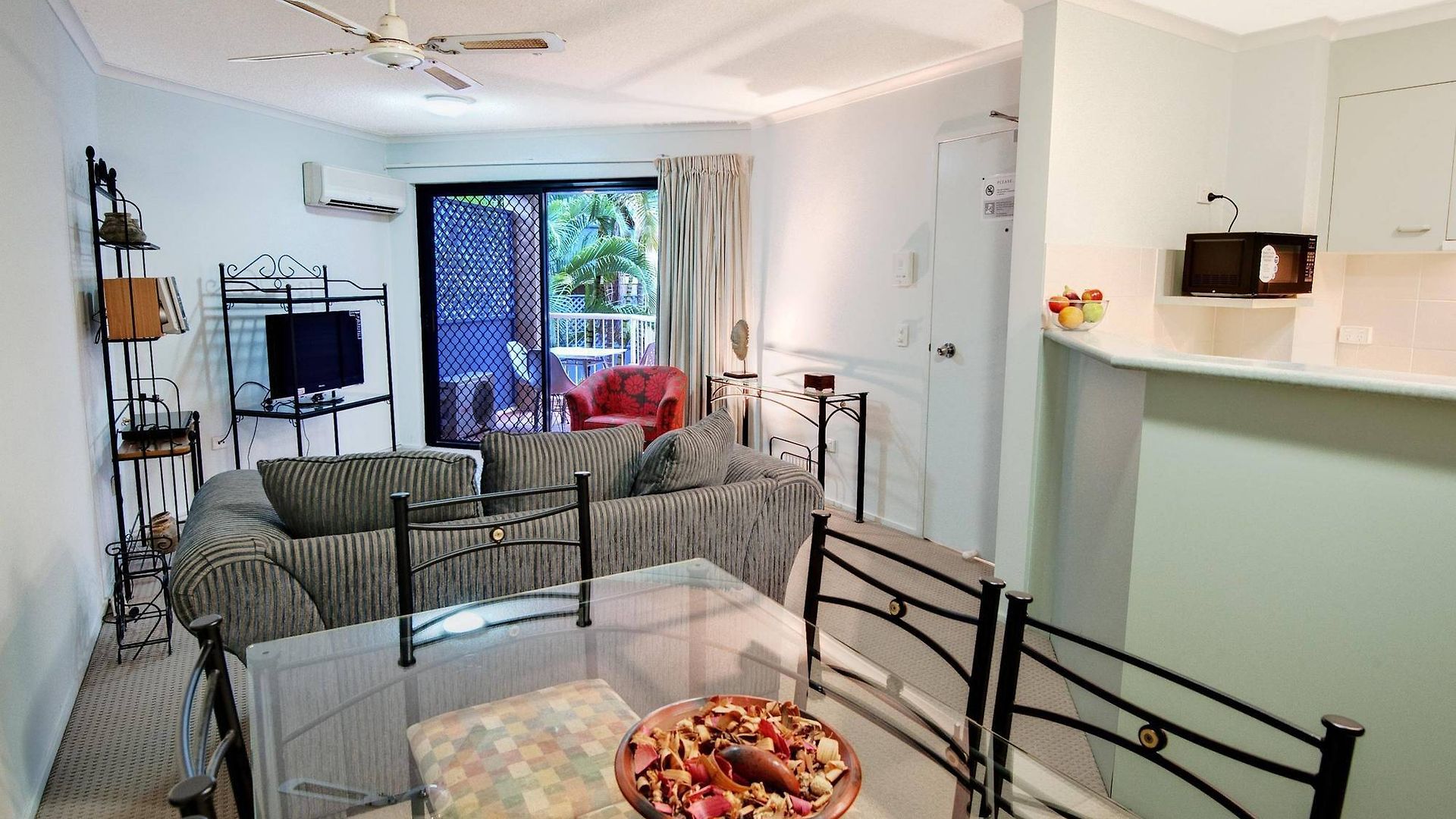 Spring Hill Gardens Aparthotel
