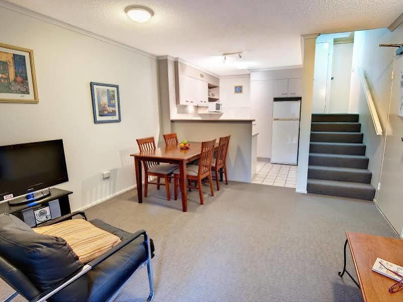 Spring Hill Gardens 4*