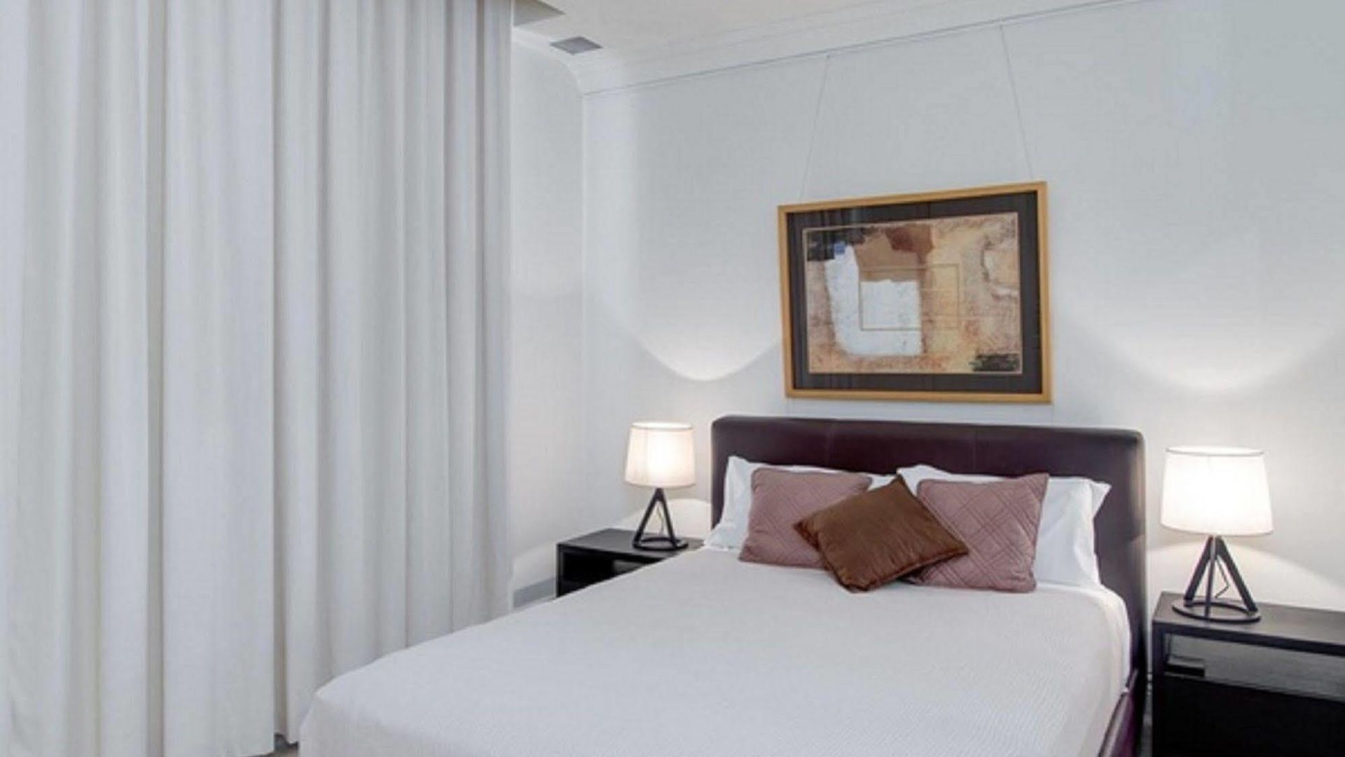 Macarthur Chambers Aparthotel