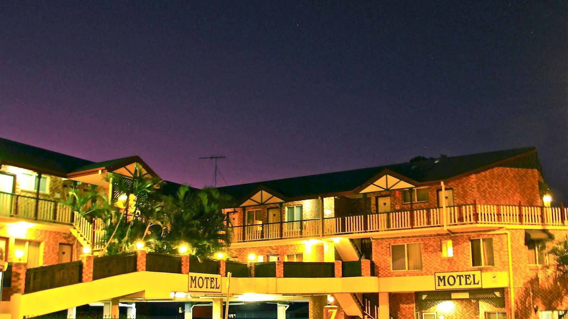 Airport Clayfield Motel 4*