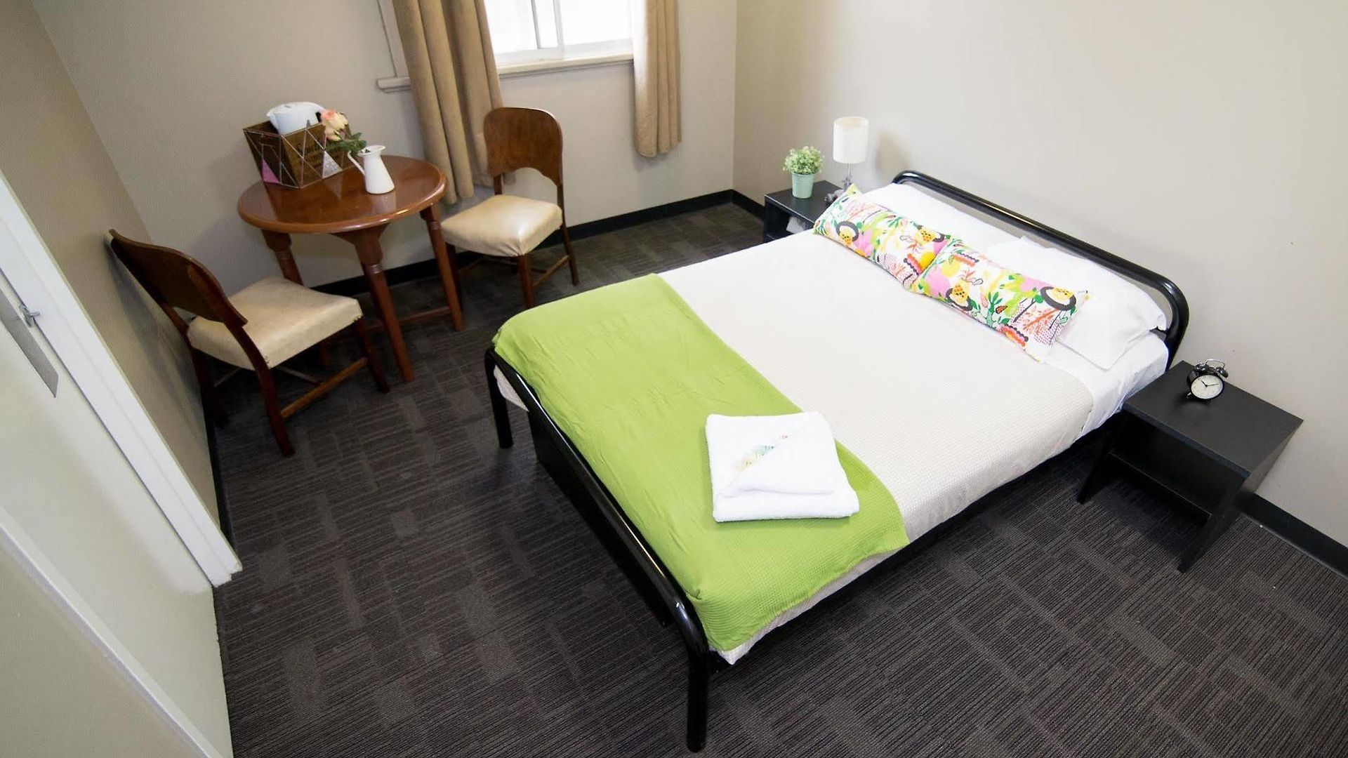 Hostel Base Embassy Brisbane