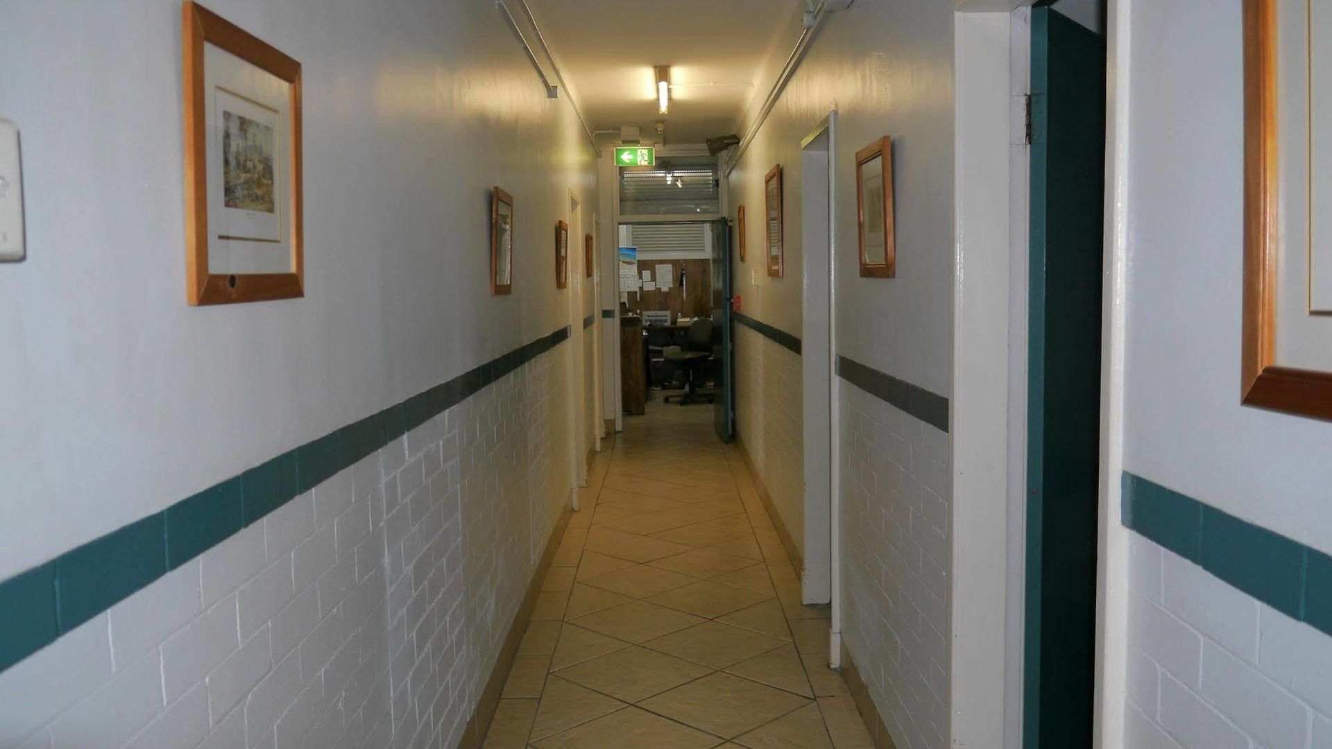 Acacia Inner City Bed & Breakfast 3*
