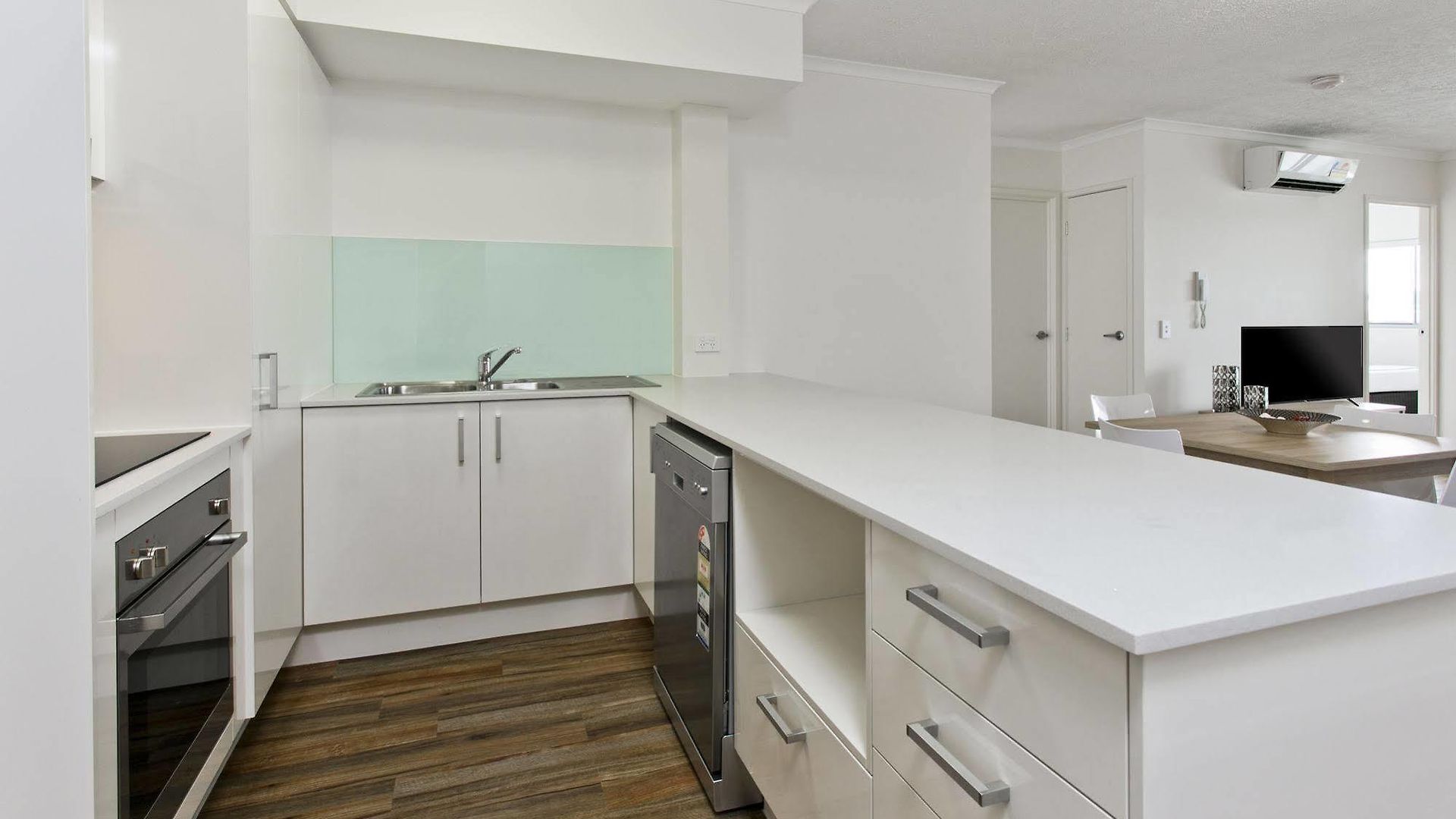 Arise Princess Regent Aparthotel 4*