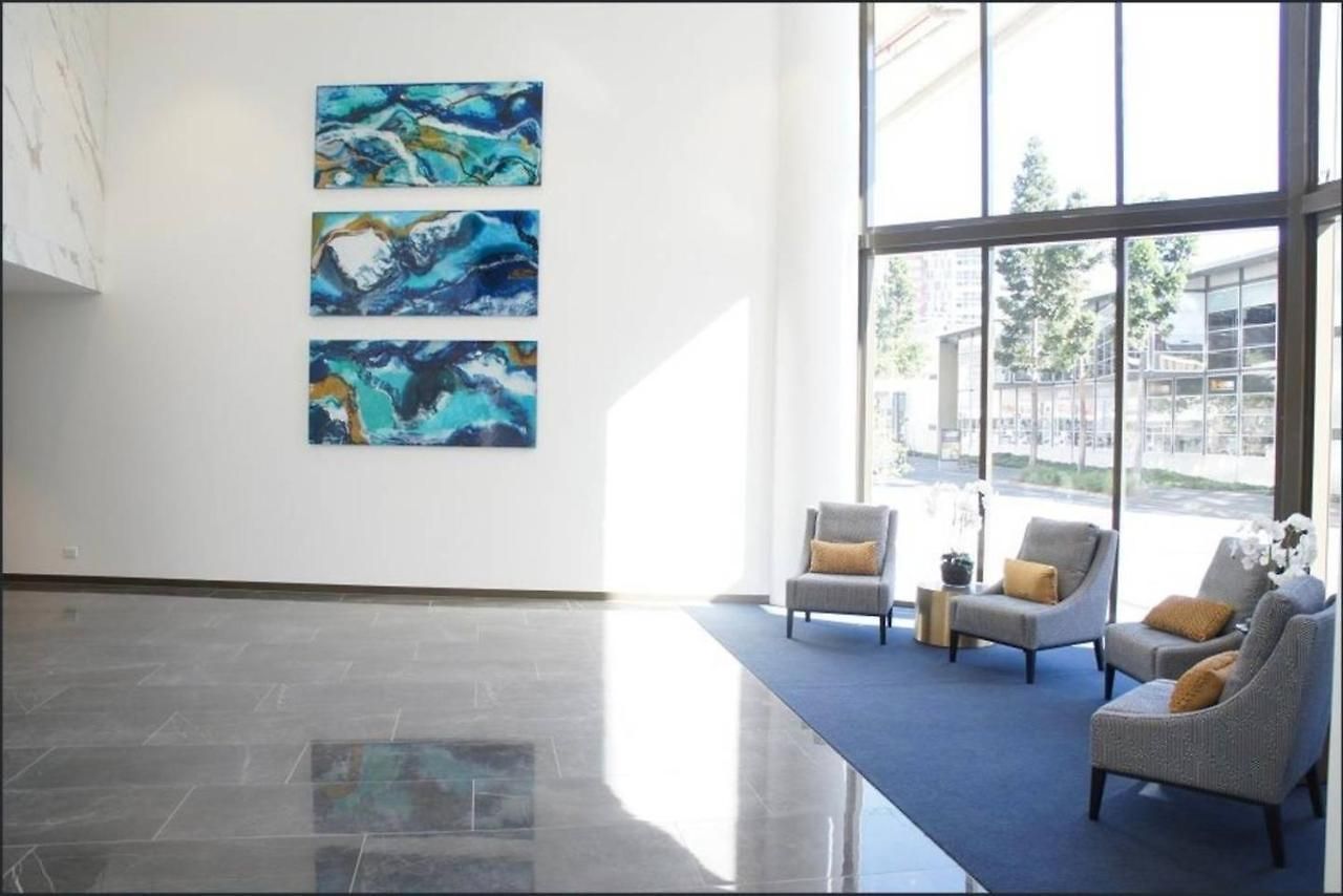 Minimalist & Warming - Close To Cbd And Valley *