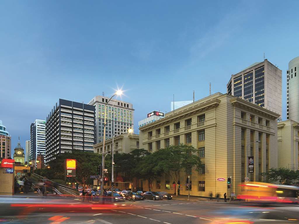 Adina Anzac Square 5*