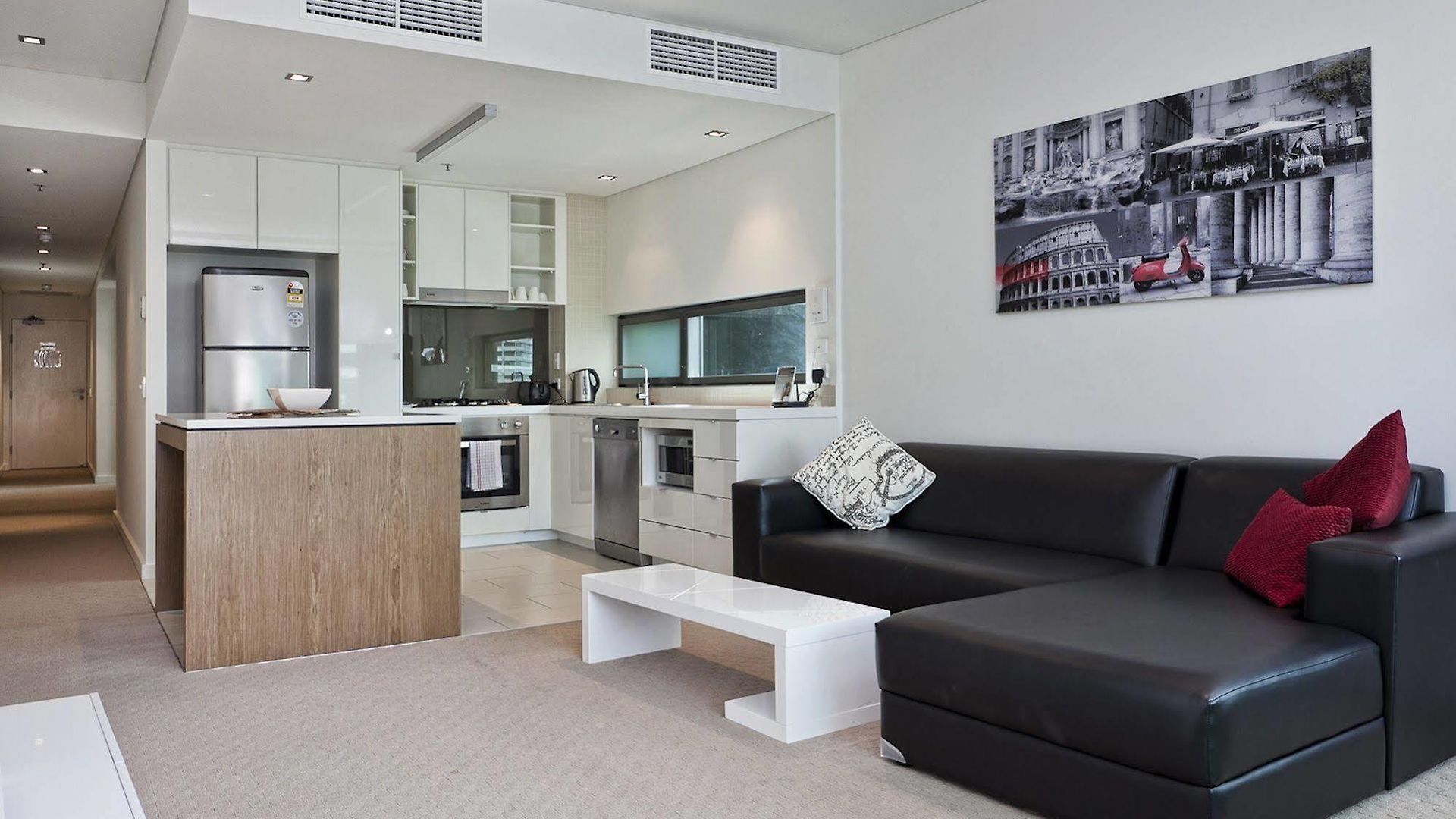Aparthotel Quattro On Astor By Restt