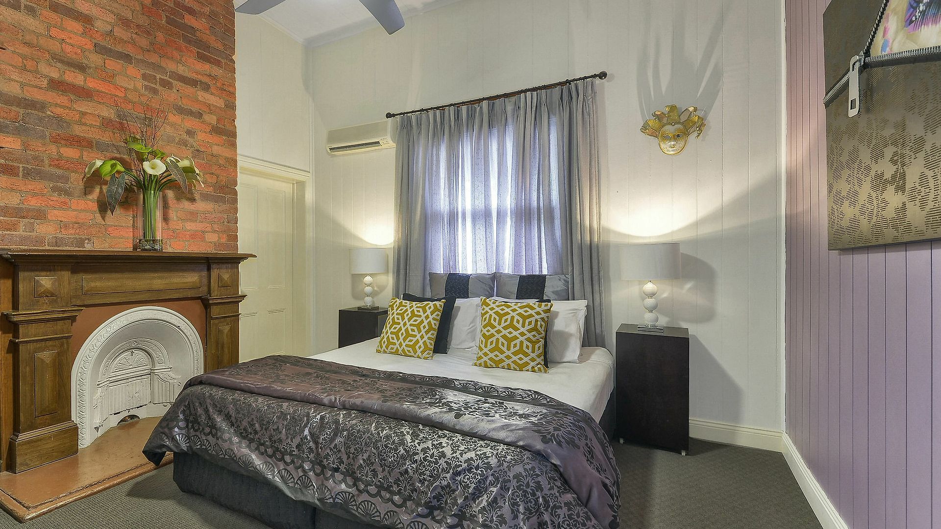 Bed & Breakfast One Thornbury 4*