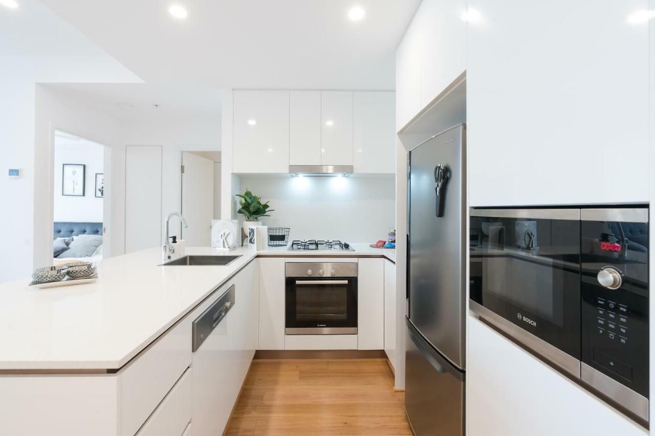Minimalist & Warming - Close To Cbd And Valley Apartment