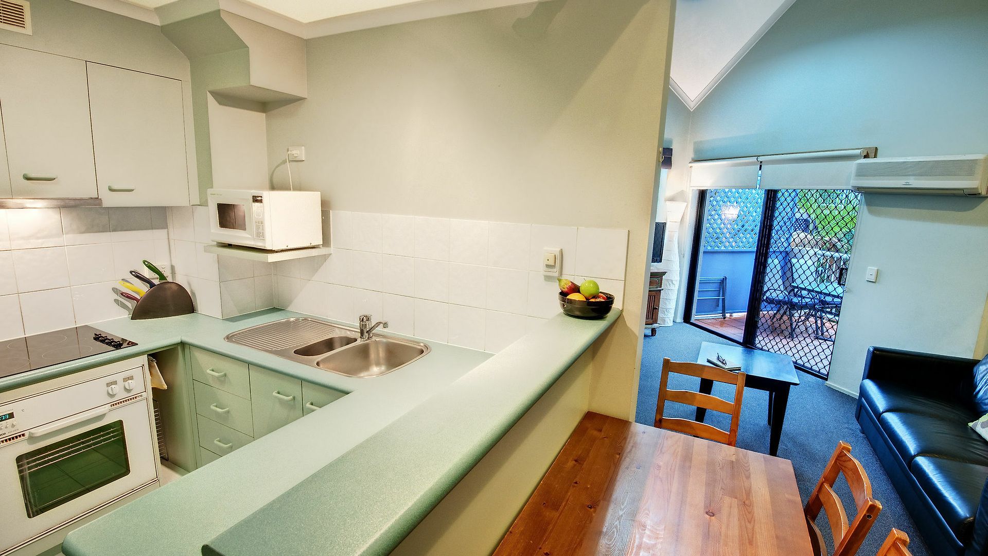 Spring Hill Gardens Aparthotel