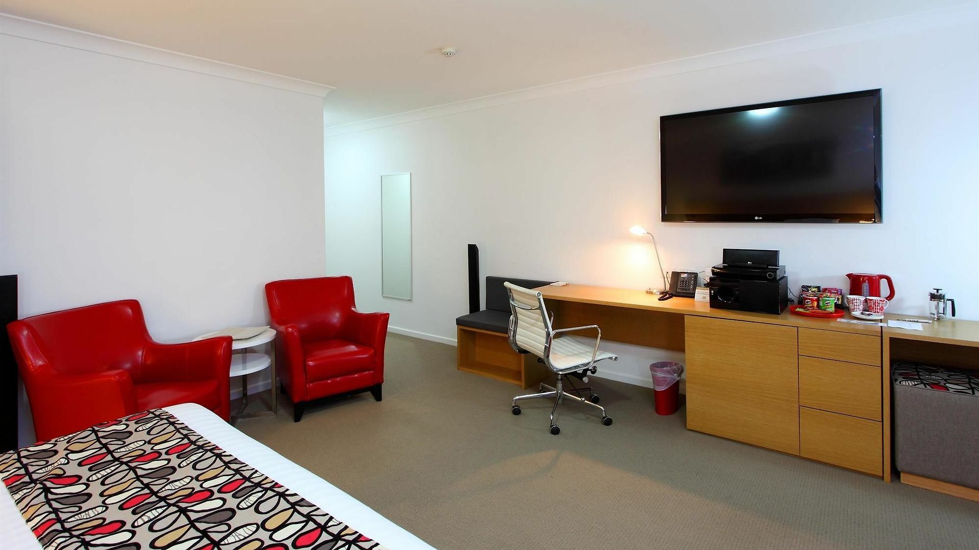 Western Gregory Terrace Hotel
