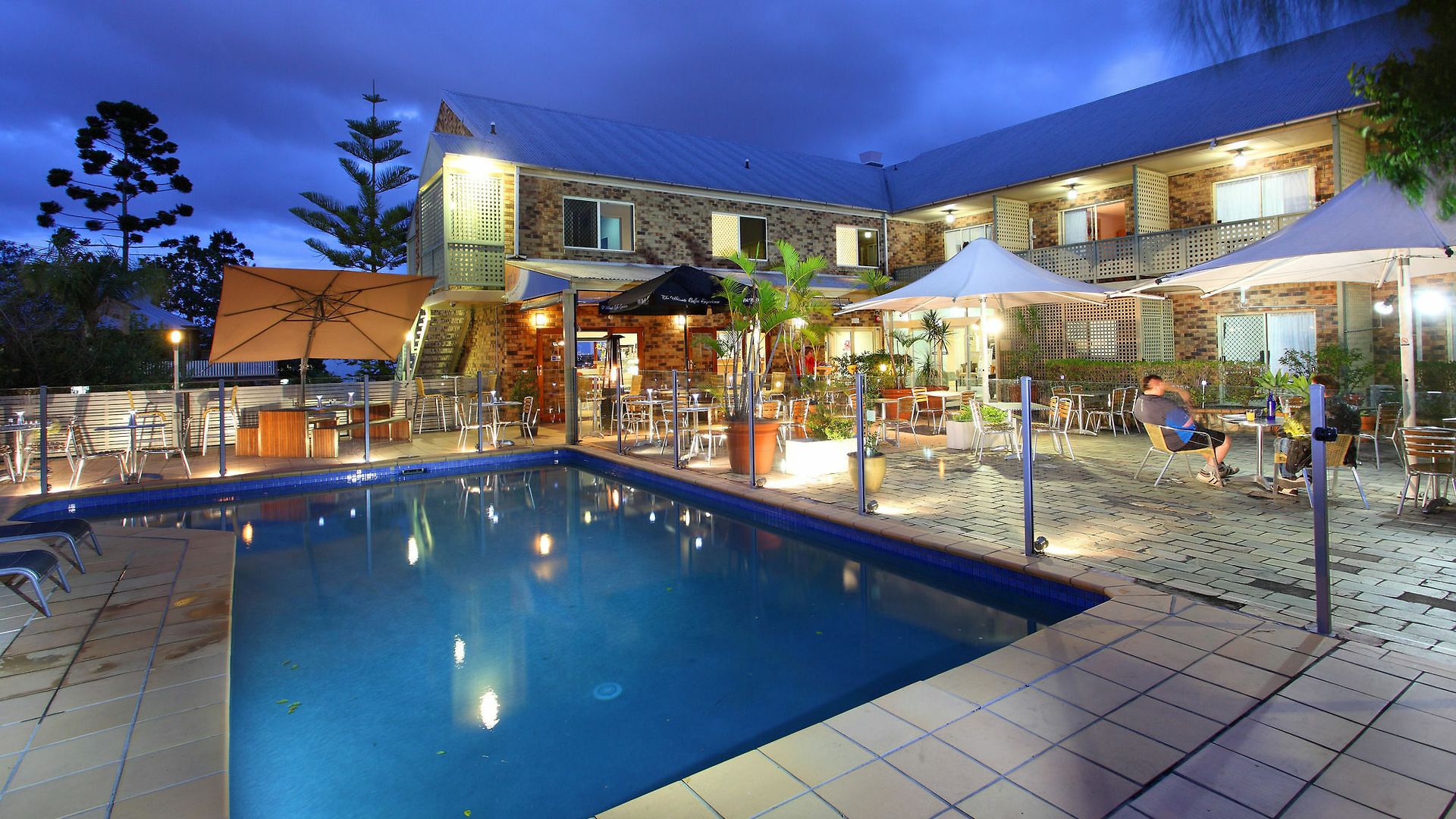Western Gregory Terrace 4*