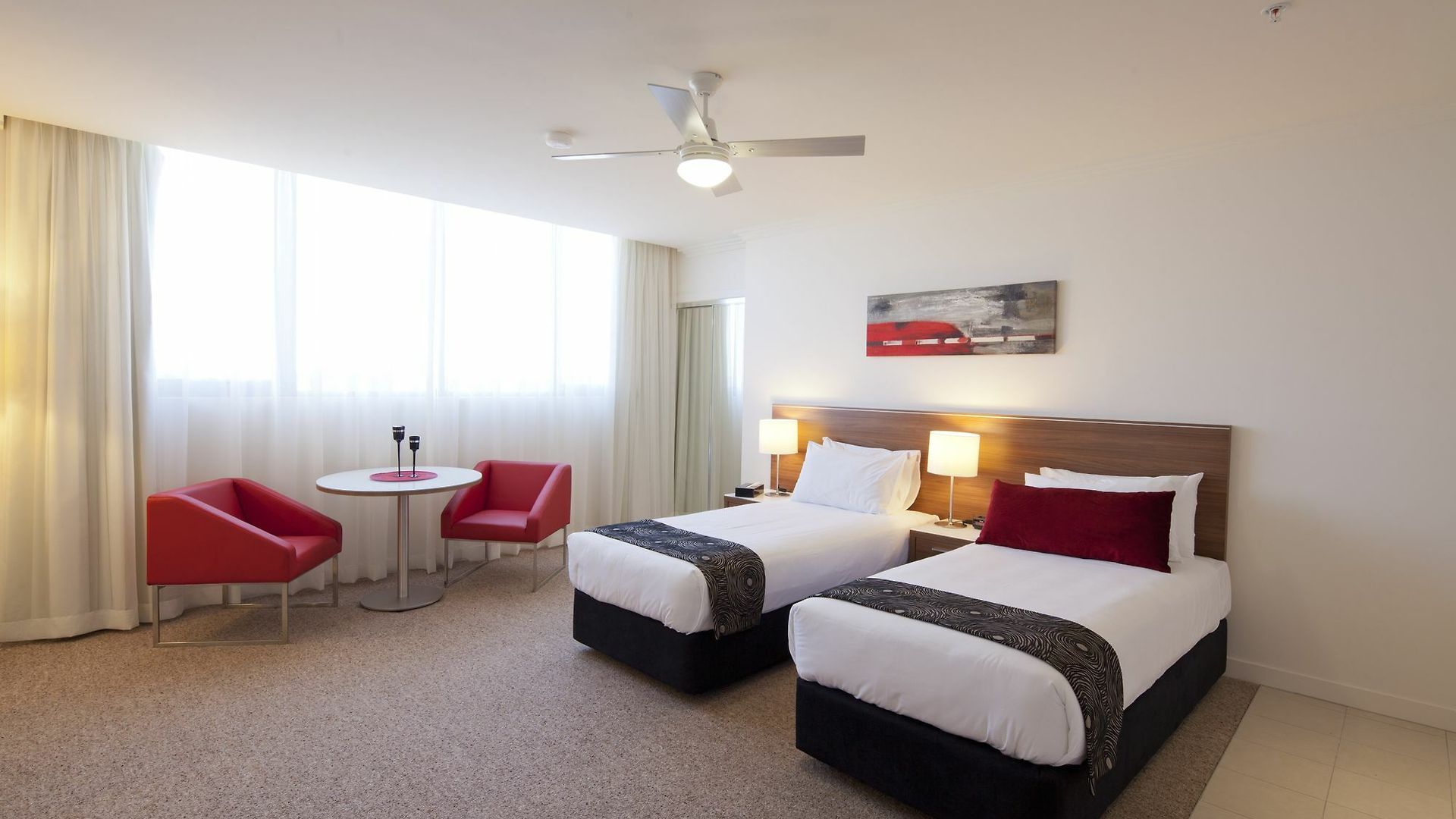 Aparthotel Diana South 4*
