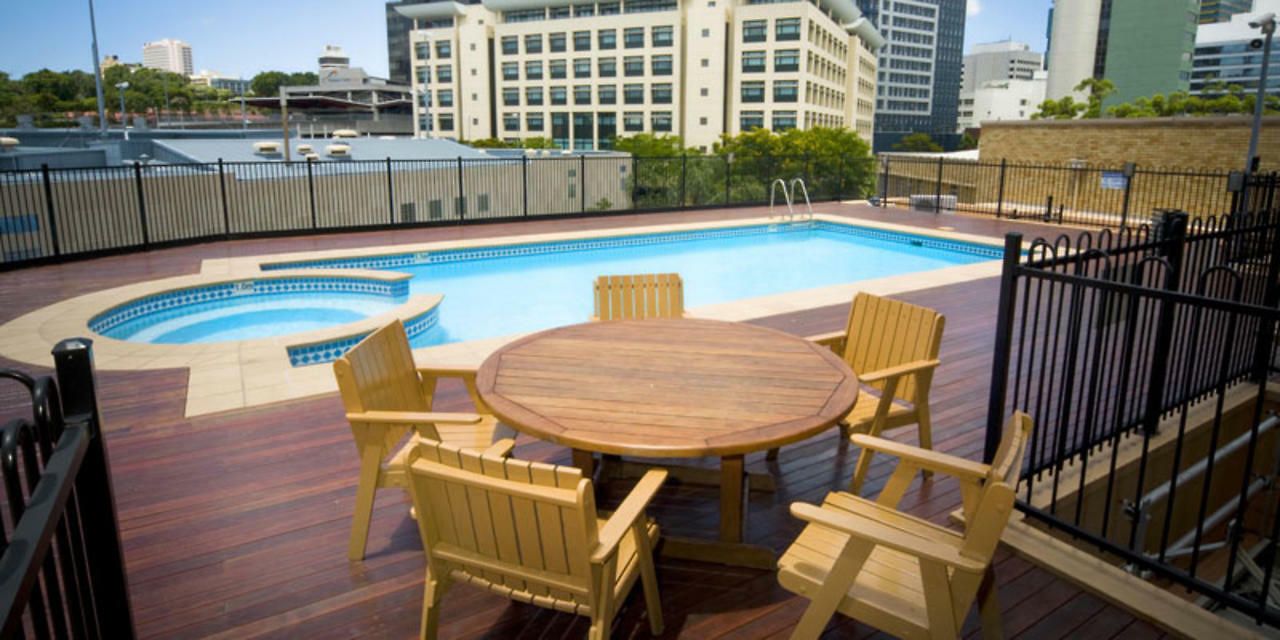 Park Regis North Quay Aparthotel 4*