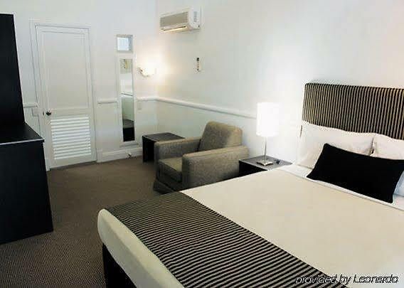 Comfort & Northgate Airport Inn 4*