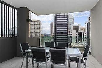 Quattro On Astor By Restt Aparthotel Brisbane