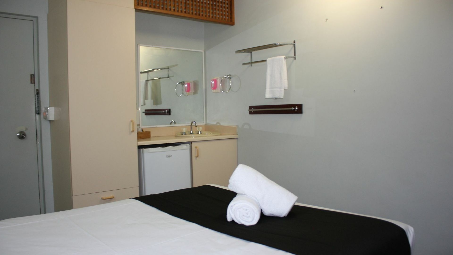 Spring Hill Hotel